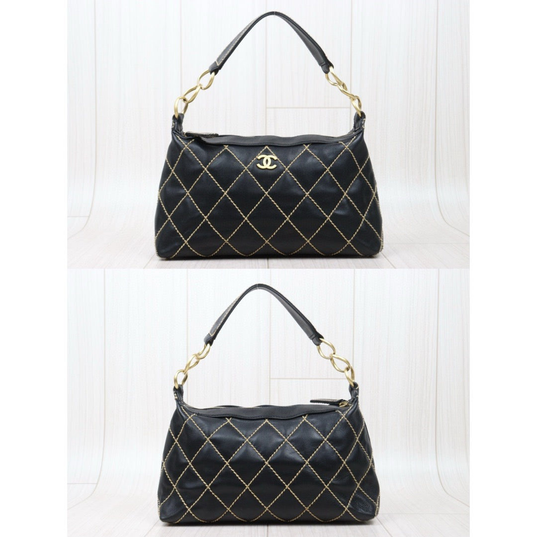 Good ( Rank AB)｜CHANEL Hobo Calf Leather Shoulder Bag  Made In 2003～2004Year｜25013105