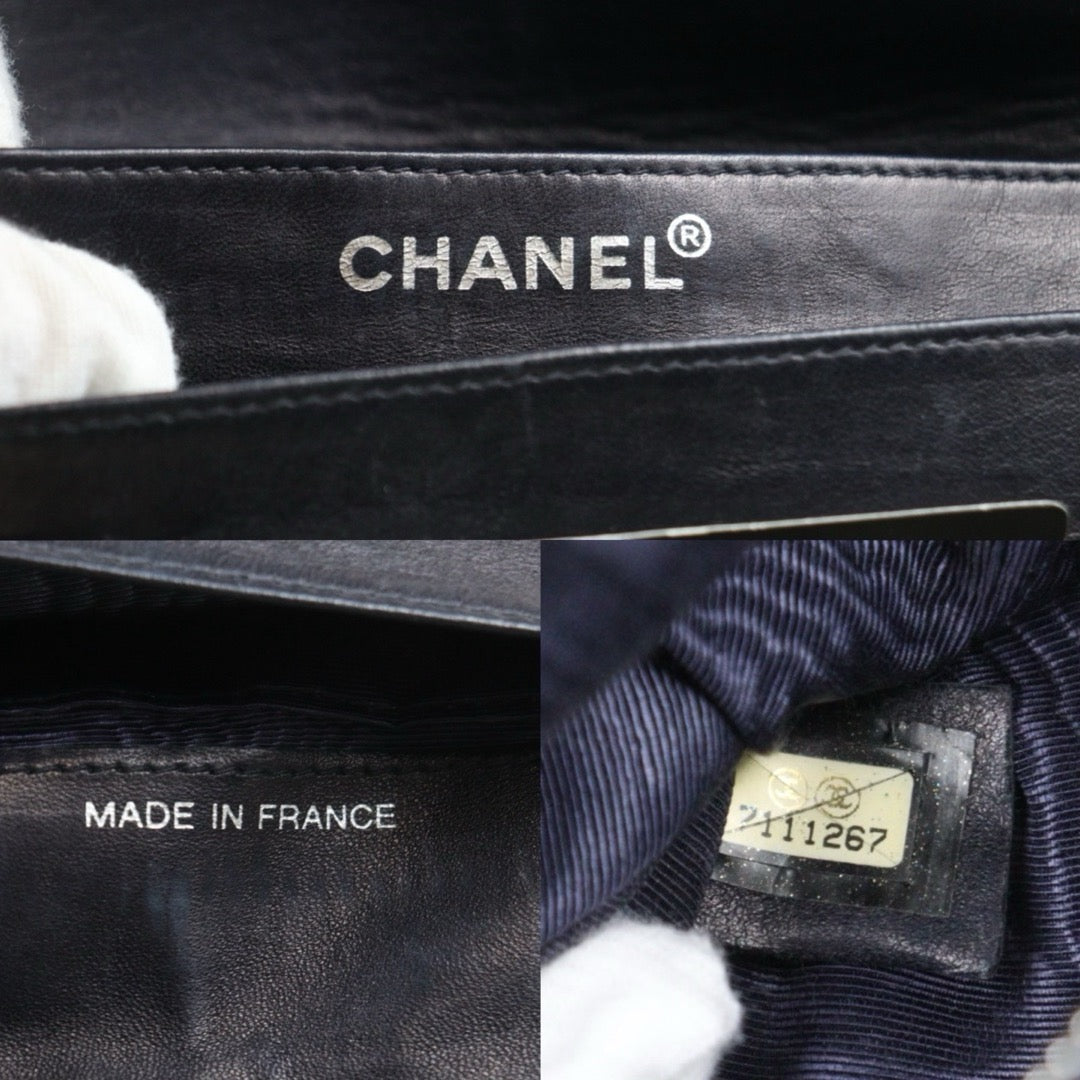 Good ( Rank AB)｜ CHANEL Denim Chocolate Bar Chain Bag Made in 2002-2003 Year｜V24122605