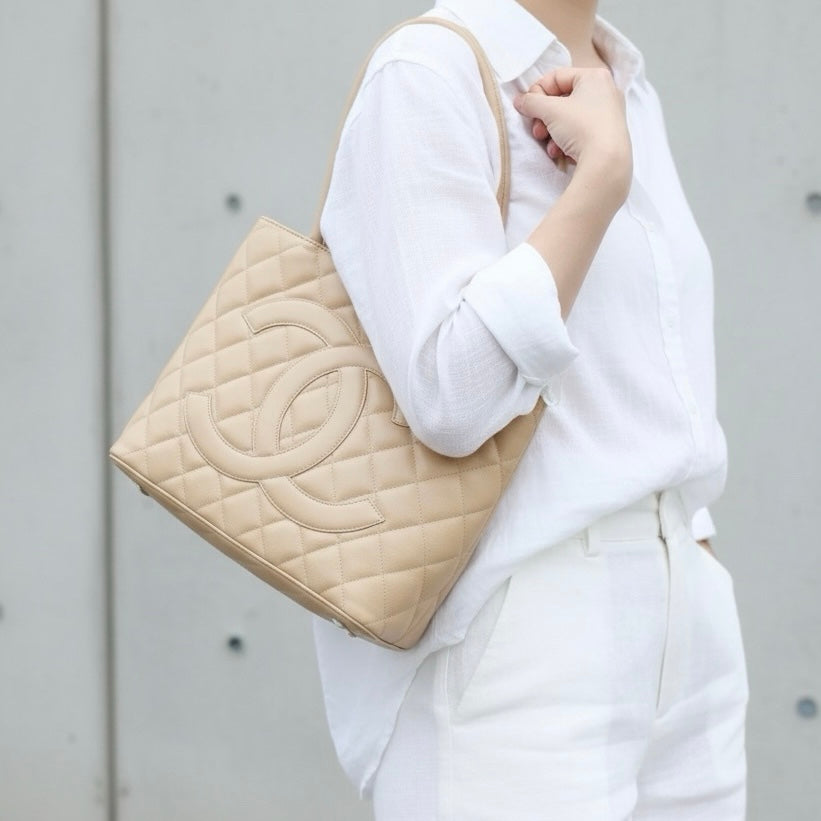 Include Entrupy Certificate of Authenticity｜Good ( Rank AB)｜ CHANEL Caviar Skin Calf Leather Tote Bag Beige Made In 2000～2002Year｜26062608
