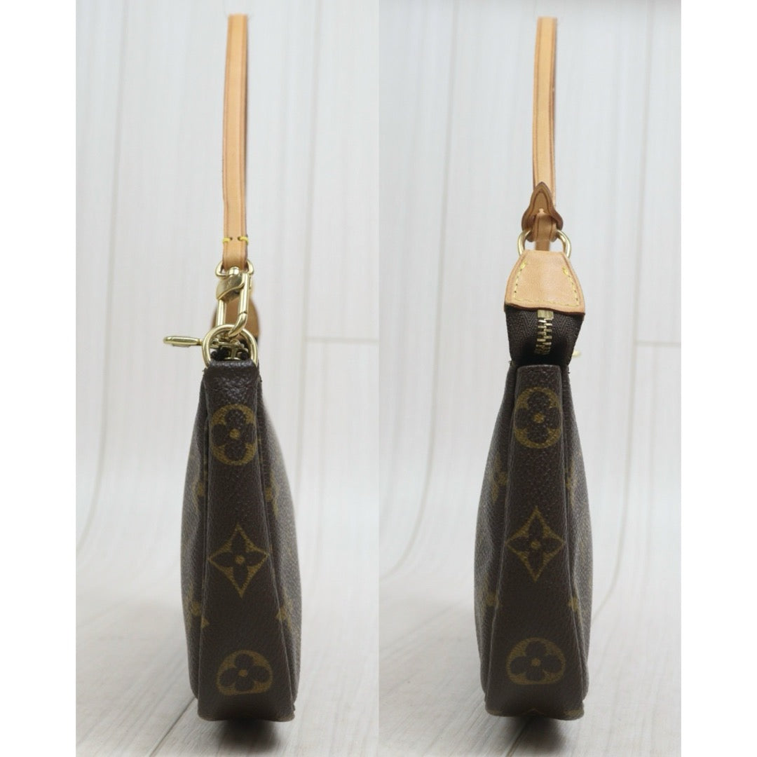 Include Entrupy Certificate of Authenticity｜Very Good ( Rank A) ｜Louis Vuitton Monogram Pochette Accessoire｜26073001