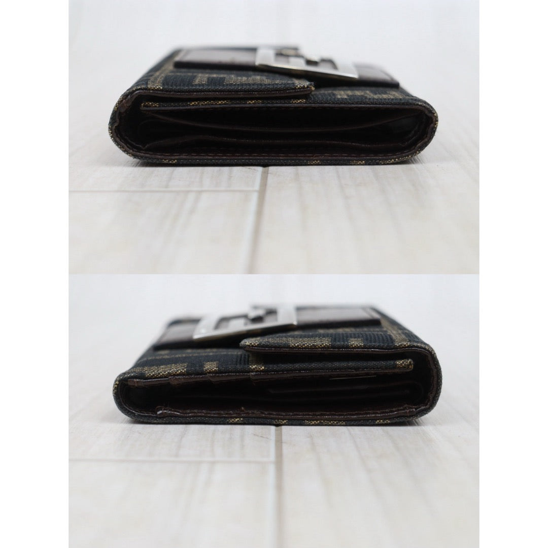 Good ( Rank AB)｜FENDI  Zucca Mamma Short Wallet ｜25102303