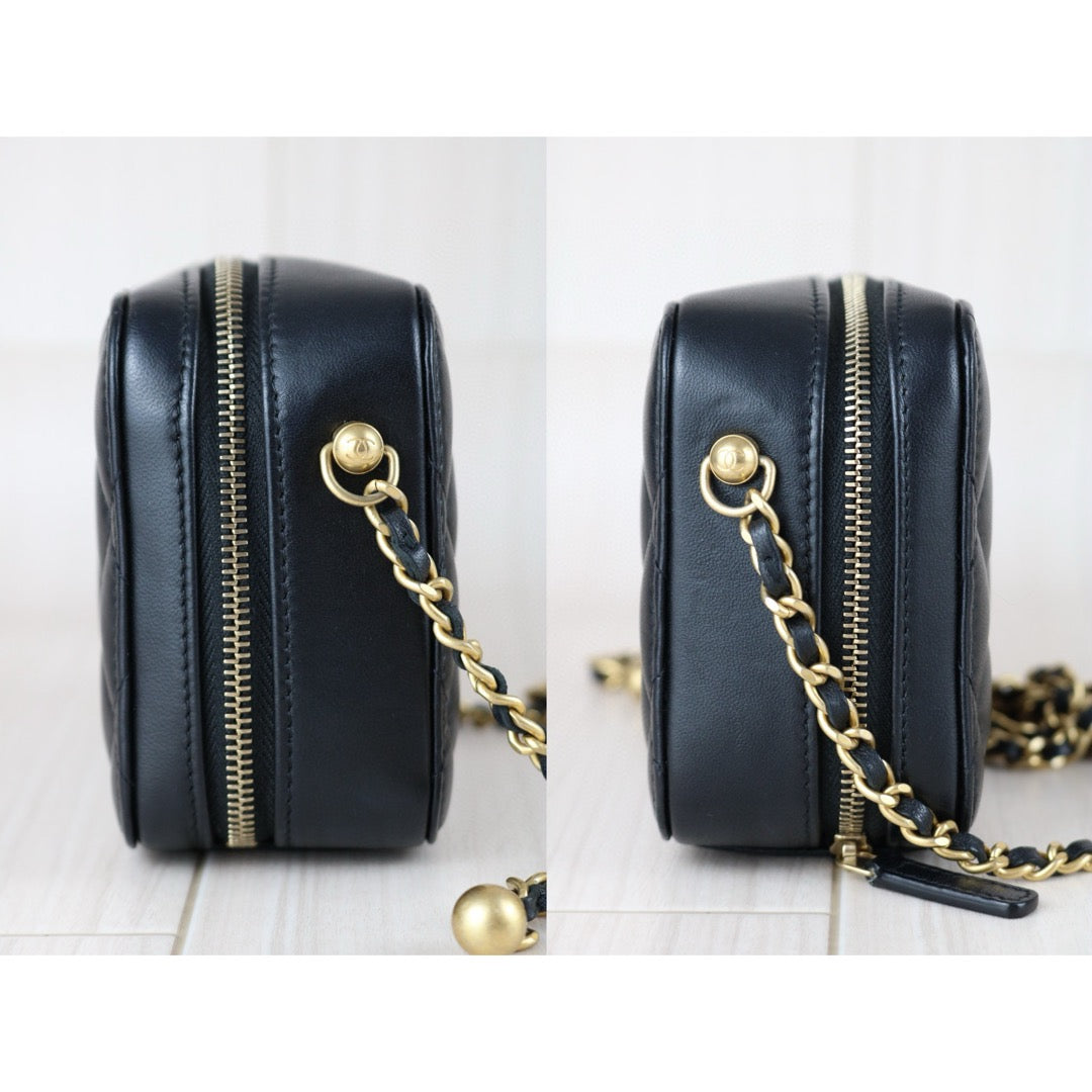 Very Good ( Rank A)｜ CHANEL Matrasse Chain Camera Bag  Shoulder Bag Black  ｜R24111207