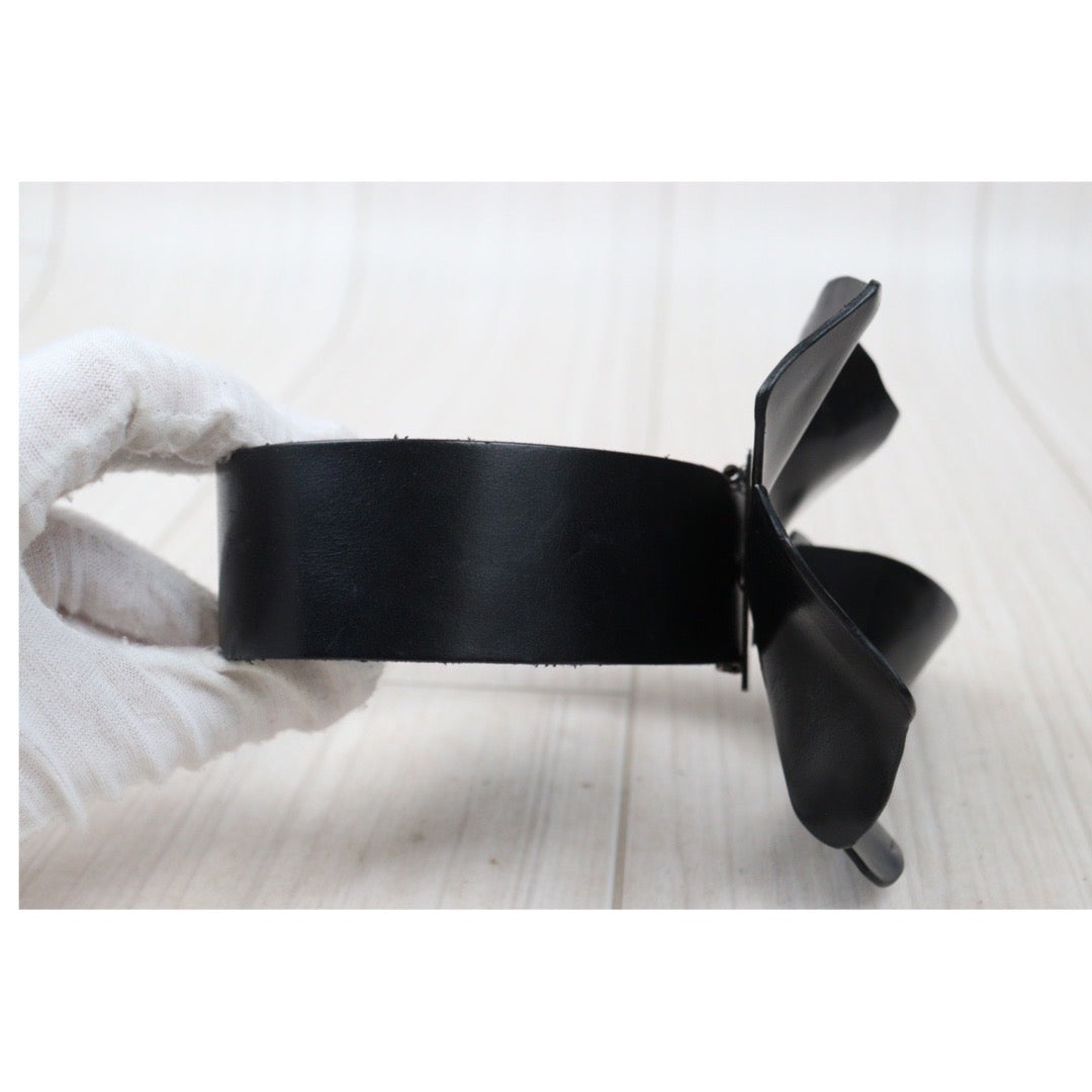 Good ( Rank AB) ｜Yves Saint Laurent Flower Choker Black  ｜Q24040426