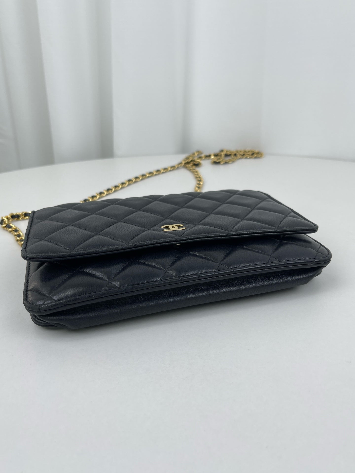 CHANEL Matrasse  Lamskin WOC Chain Shoulder Bag