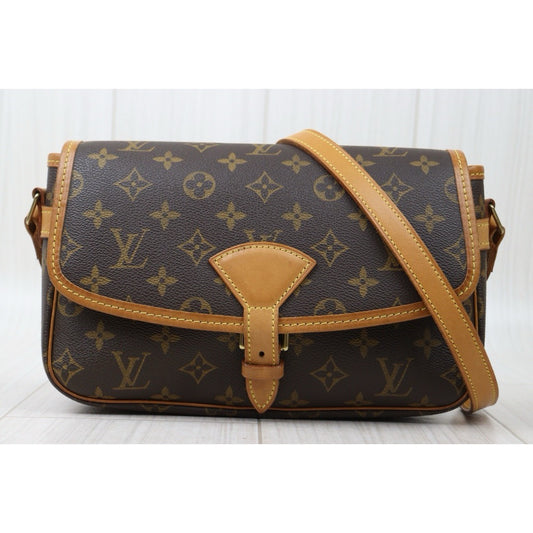 Rank AB ｜LV Monogram Sologne ShoulderBag｜24050654