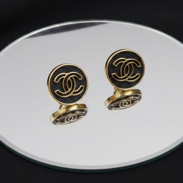 Include Authentic Detective Certificate of Authenticity｜Very Good ( Rank A) ｜CHANEL 03P Coco Mark Golden Earrings Made In 2003 Year ｜26052102