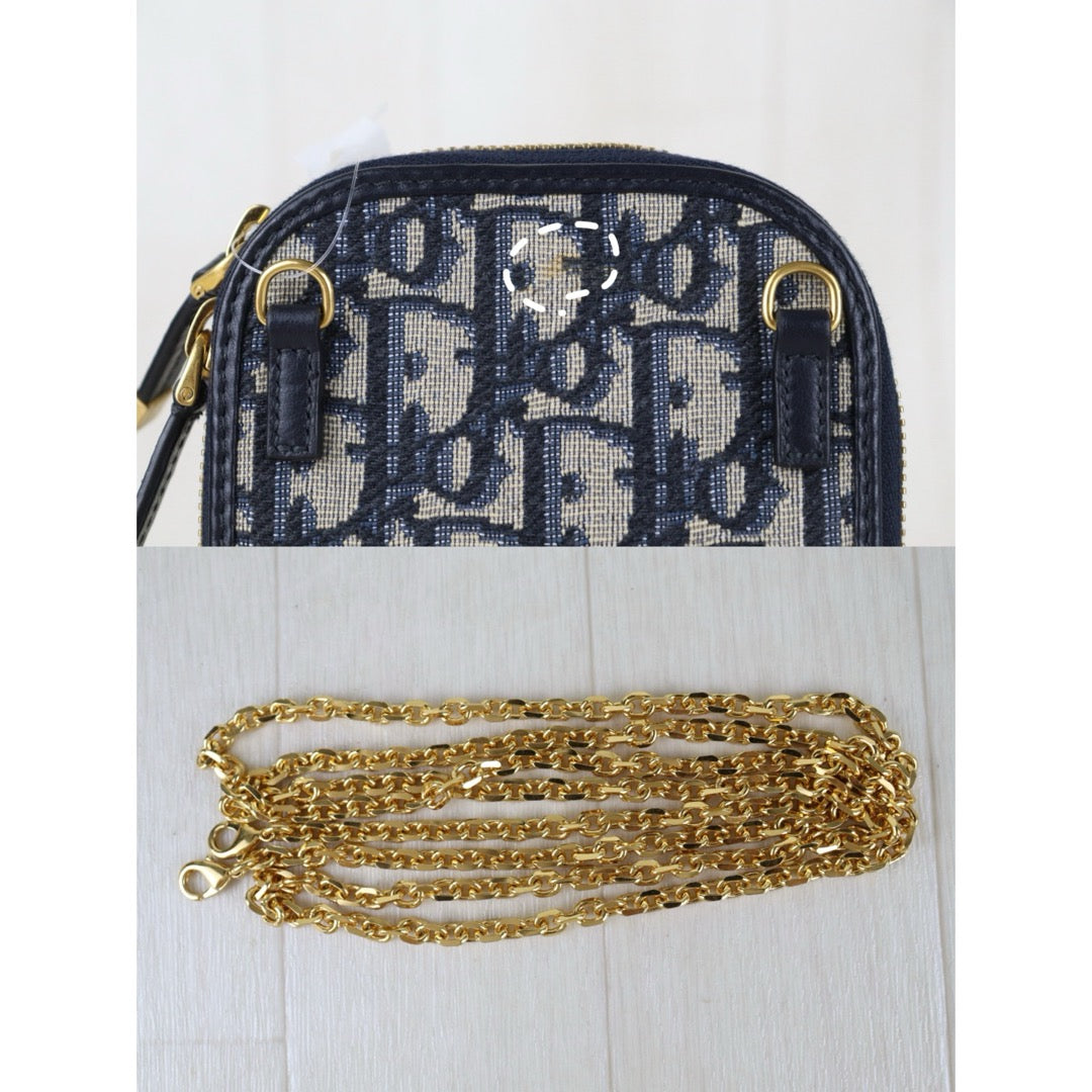 Include Entrupy Certificate of Authenticity｜Very Good ( Rank A)｜Dior 30 Montaige  Oblique Phone Holder ｜S26090707