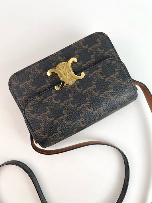 First installment 1/3｜ Very Good ( Rank A) ｜CELINE Macadam Triomphe Shoulder Bag Golden Hardware