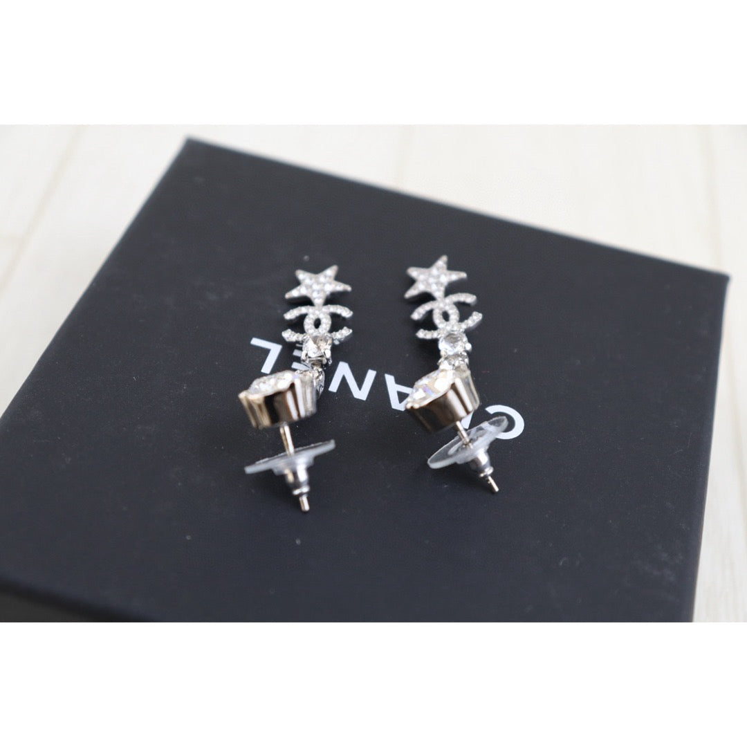 Very Good ( Rank A)｜ CHANEL Coco Mark Rhinestone star  Earrings Silver｜H25011108