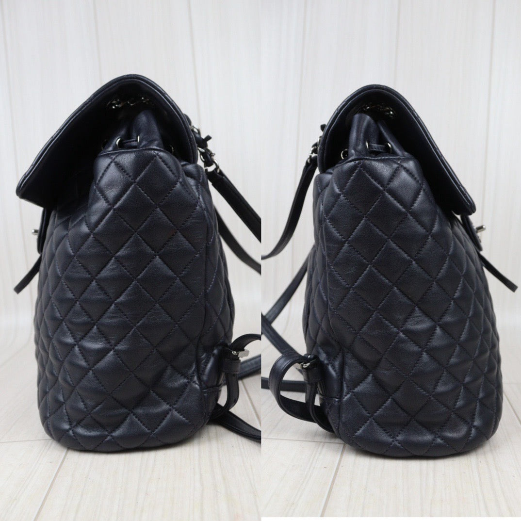 Very Good ( Rank A) ｜CHANEL Matrasse Lamb Skin Backpack Navy Close To Black Made in 2017 Year｜S24071433