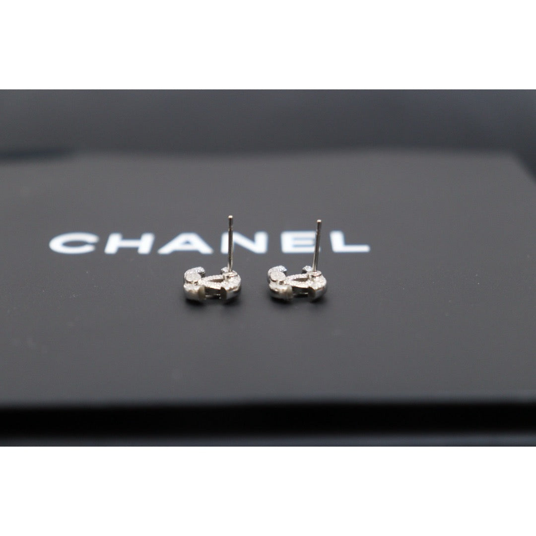 Include Authentic Detective Certificate of Authenticity｜Very Good ( Rank A) ｜CHANEL C20A COCO Mark Rhinestone Earrings Made In 2020 Year｜26093004