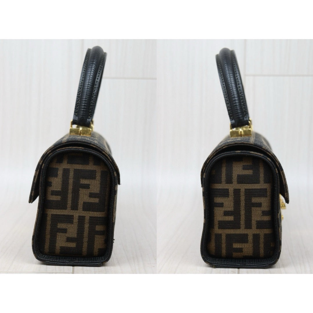 Very Good ( Rank A) ｜ FENDI Zucca HandBag With Shoulderstrap｜W24120908