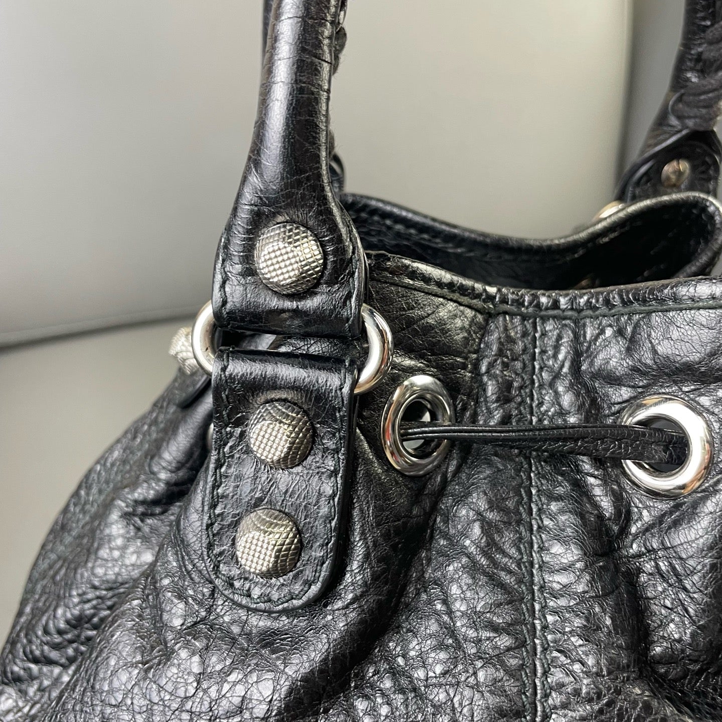 Very Good ( Rank A)｜Balenciaga Le cagole Shoulder Bag Black