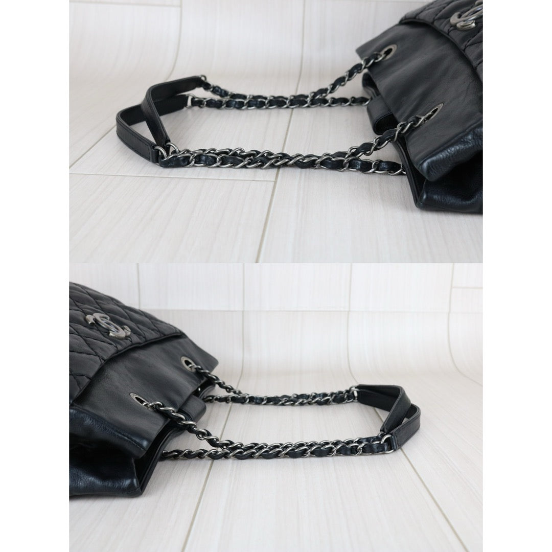 Include Entrupy Certificate of Authenticity｜Good ( Rank AB) ｜CHANEL Calf Leather Chain Tote Shoulder Bag Black Made in 2013-2014Year｜S26011102