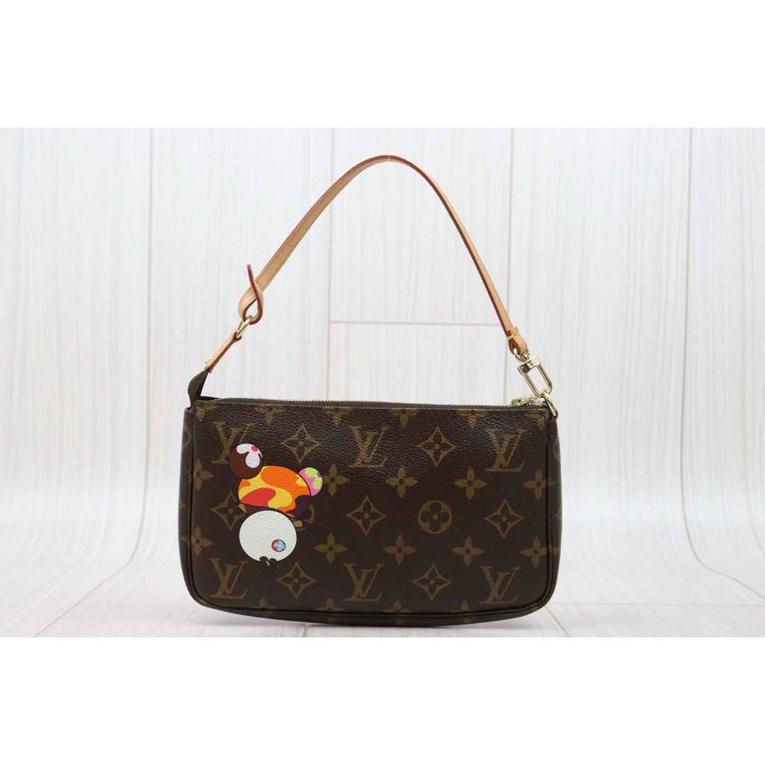 Very Good ( Rank A)｜ LV Takashi Murakam Panda Monogram Pochette Accessoires ｜25050229