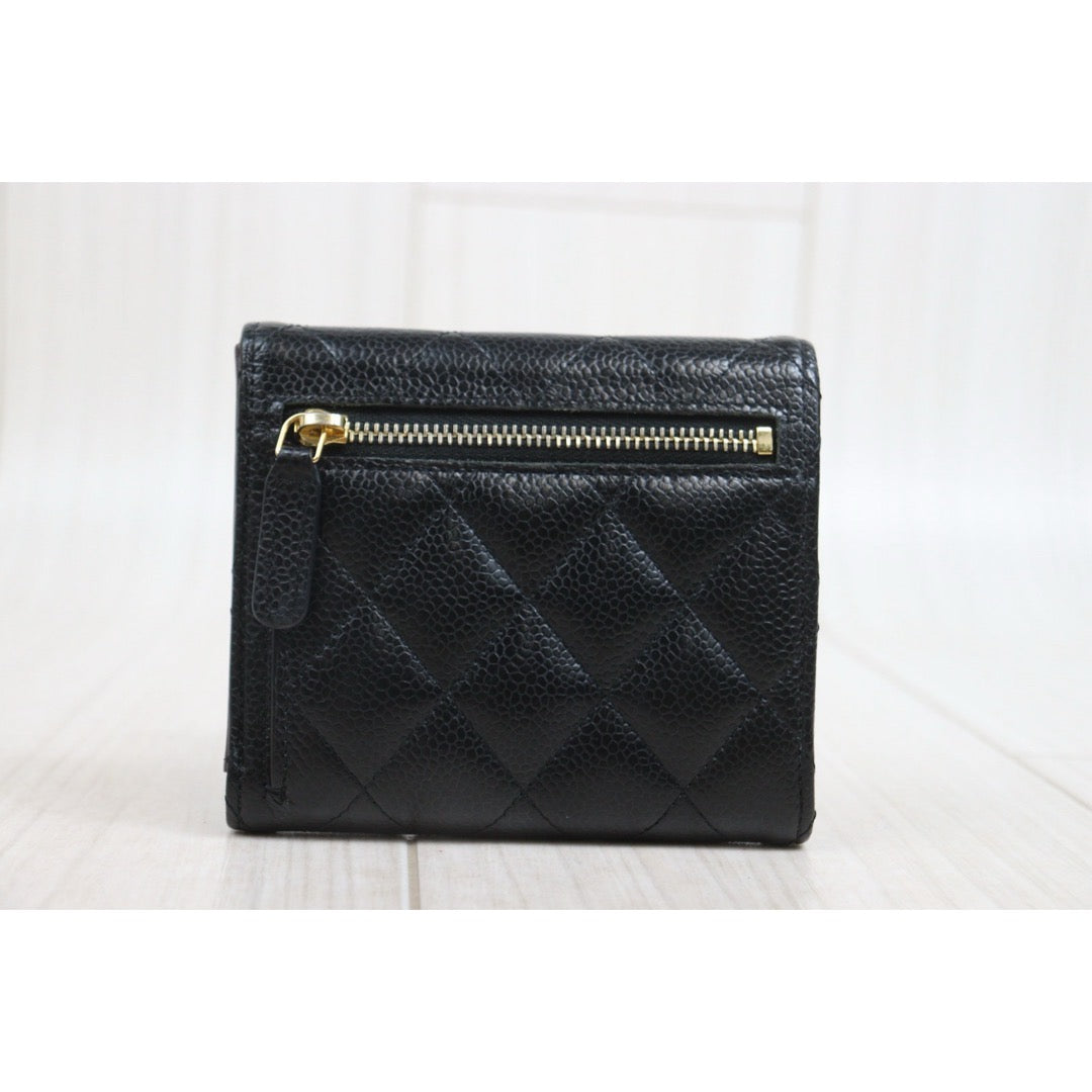 Include Entrupy Certificate of Authenticity｜Good ( Rank AB)｜Chanel Caviar Skin Black Wallet Made In 2022 Year ｜26082104