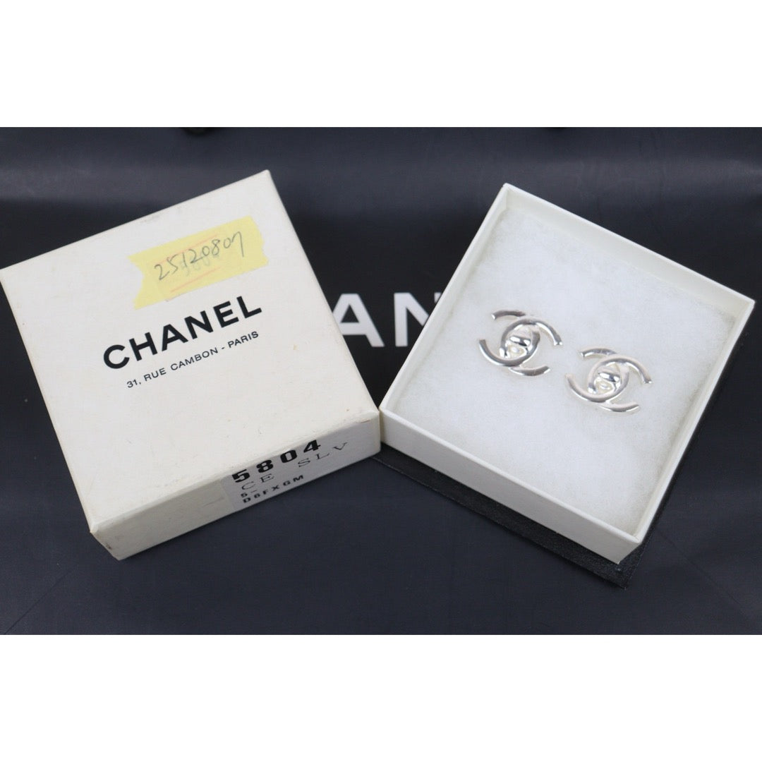 Good ( Rank AB) ｜CHANEL Vintage Silver Plating Earrings Made In 1996 Year PM｜25120807