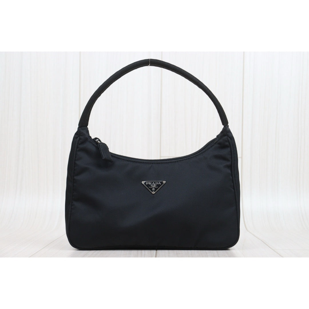 Very Good ( Rank A) ｜ PRADA HOBO HandBag Black｜25090403
