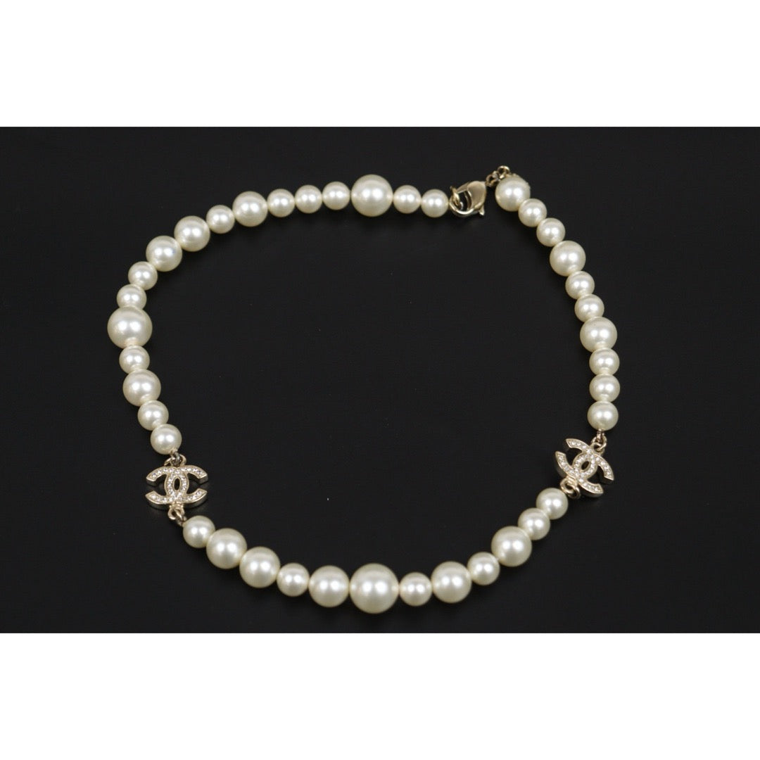 Very Good ( Rank A) ｜ CHANEL Coco Mark  Pearl Rhinestone  Necklace｜V25090507
