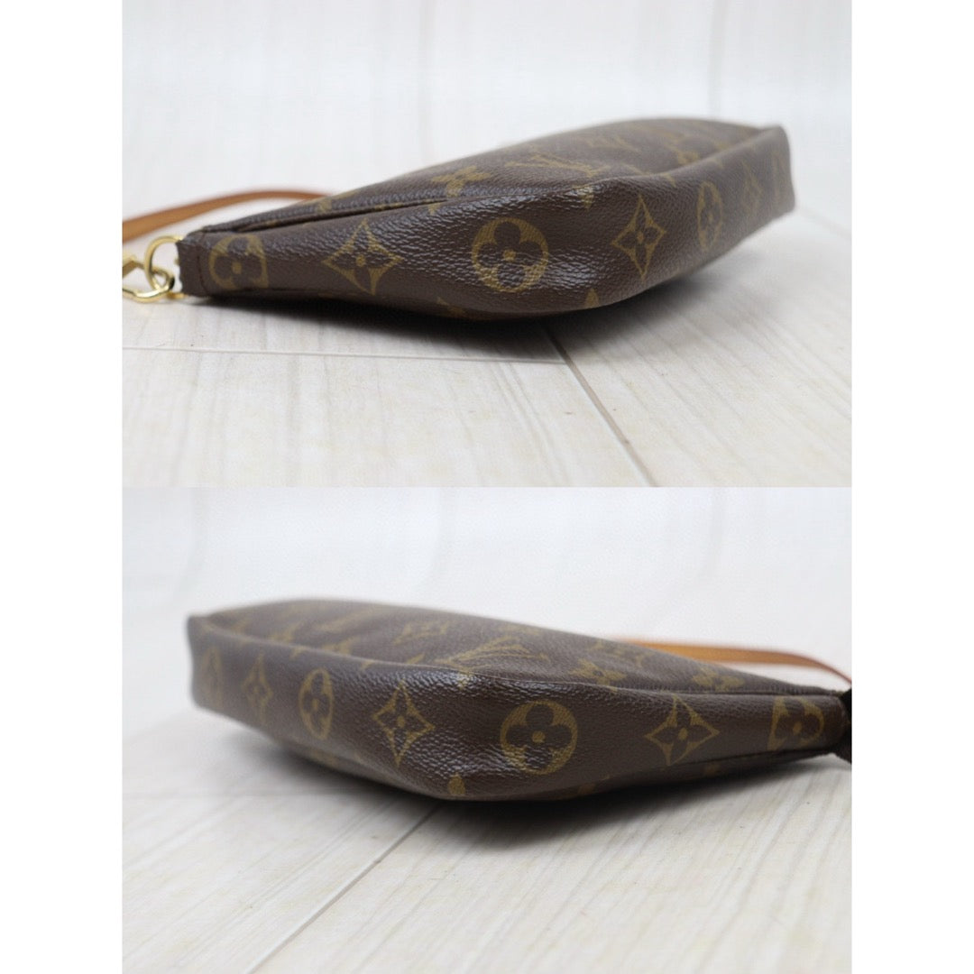 Very Good ( Rank A) ｜ LV Monogram Pochette Accessoires Vintage Model ｜V24103119