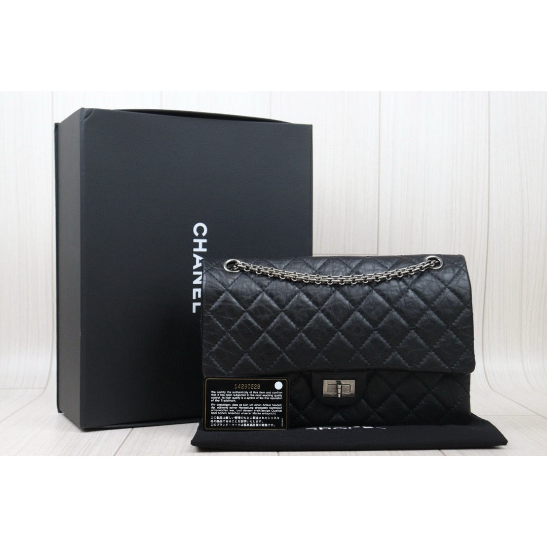 Excellent（Rank SA）｜ CHANEL 2.55 Matelasse Medium Black Chain Shoulder Bag Made in 2010-1011 Year｜S24111209