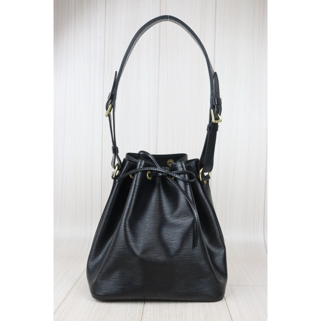 Rank A｜ LV Epi Noe Shoulder Bag Black｜24080114
