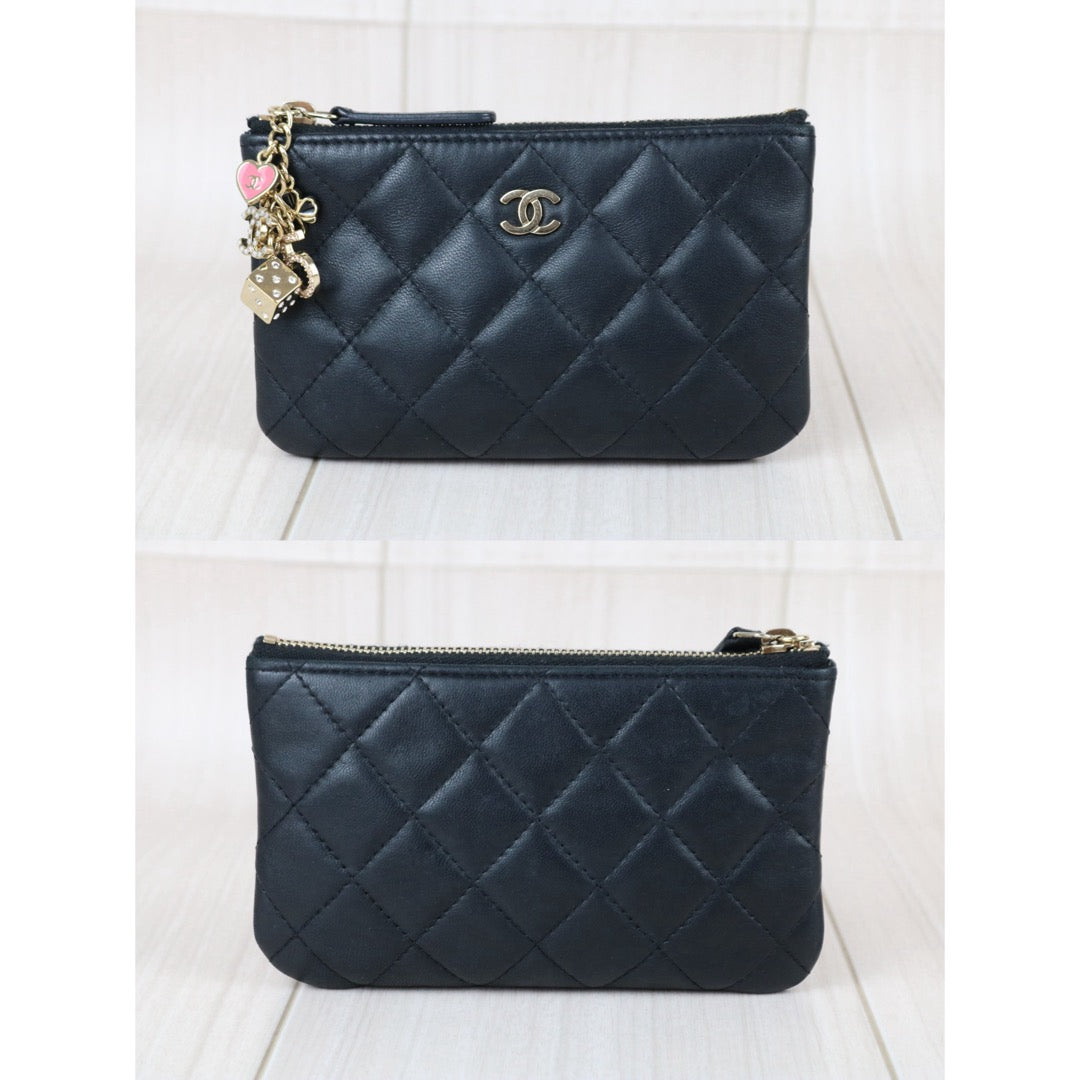 Include Entrupy Certificate of Authenticity｜Very Good ( Rank A)｜CHANEL Lamb Skin Lucky Charm Black Classic Mini Pouch Made In 2016-2017Year｜S26060114