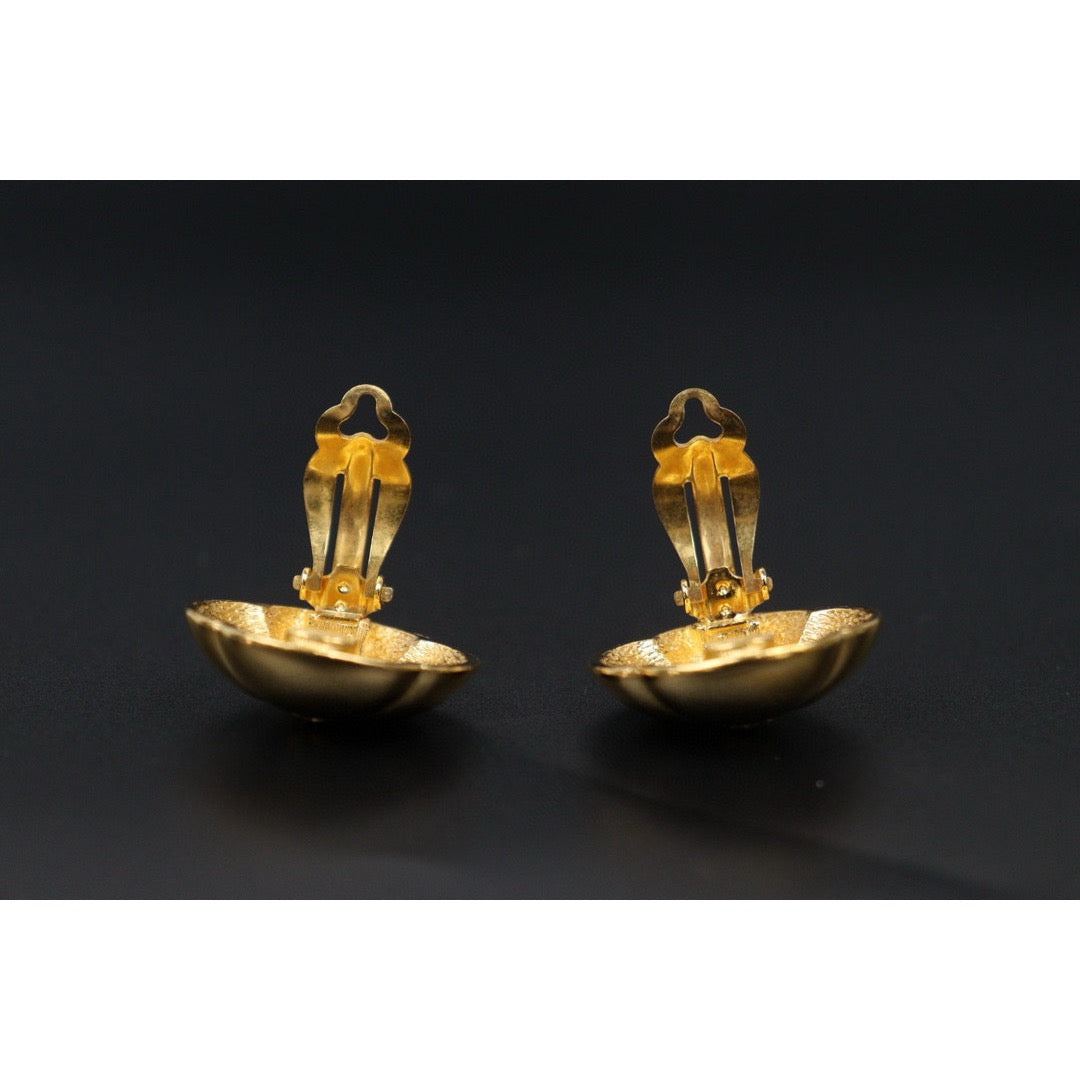 Very Good ( Rank A) ｜CHANEL Camellia Gold 24 Plated Earrings ｜S24112507