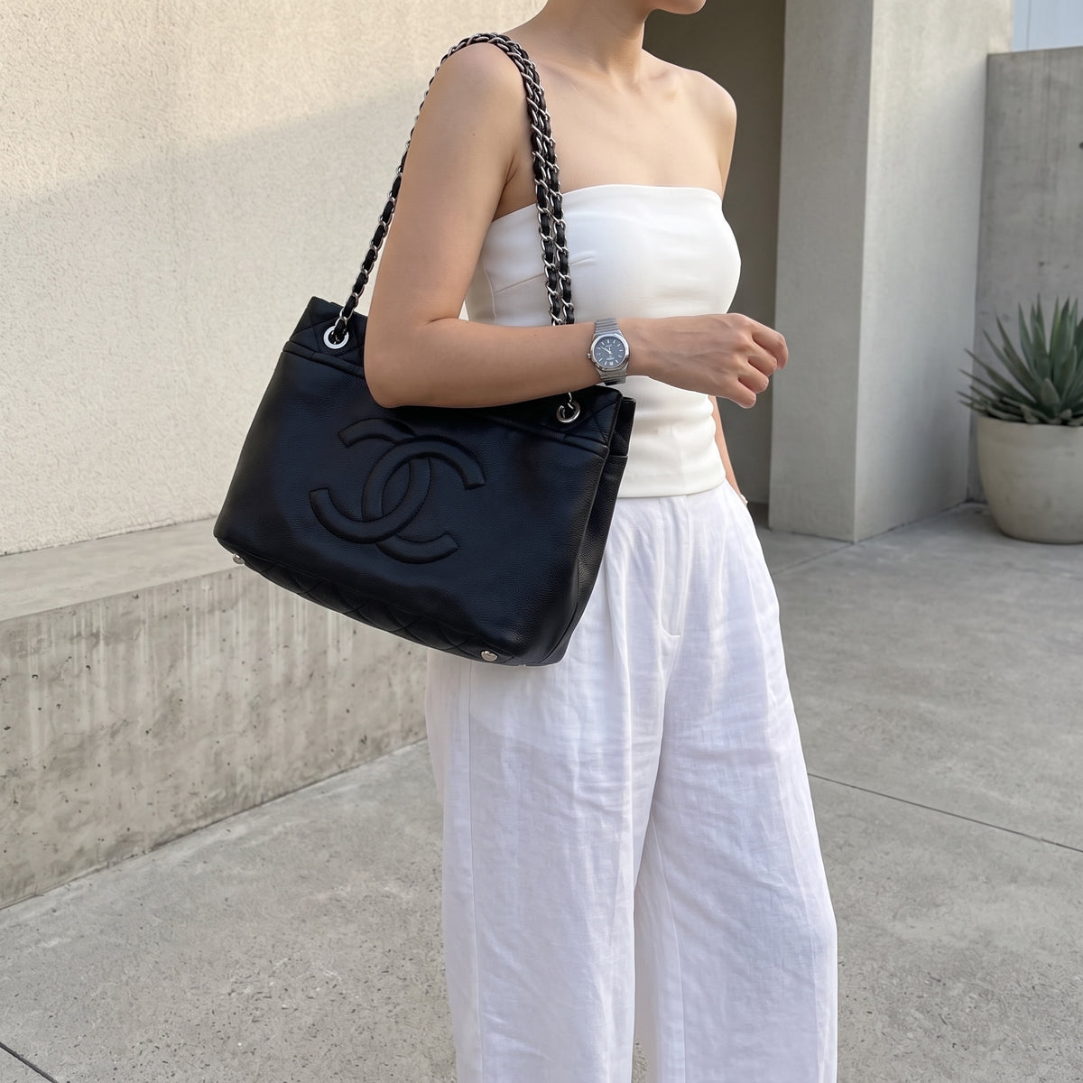 Include Entrupy Certificate of Authenticity｜Good ( Rank AB)｜ CHANEL Matrasse Caviar Skin Black  Chain Tote Bag Made In 2010-2011Year｜X26051805