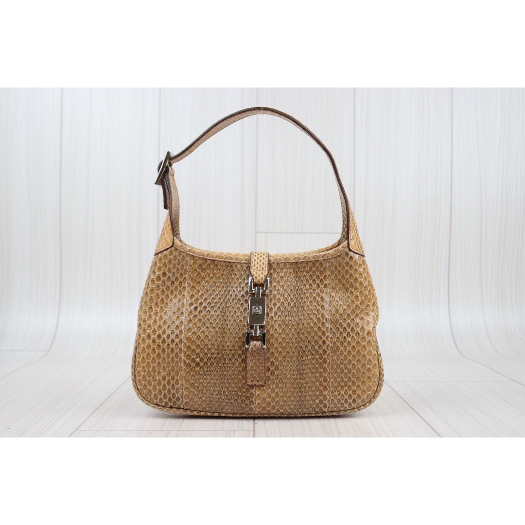 Wholesale｜Very Good ( Rank A) ｜Q24030744