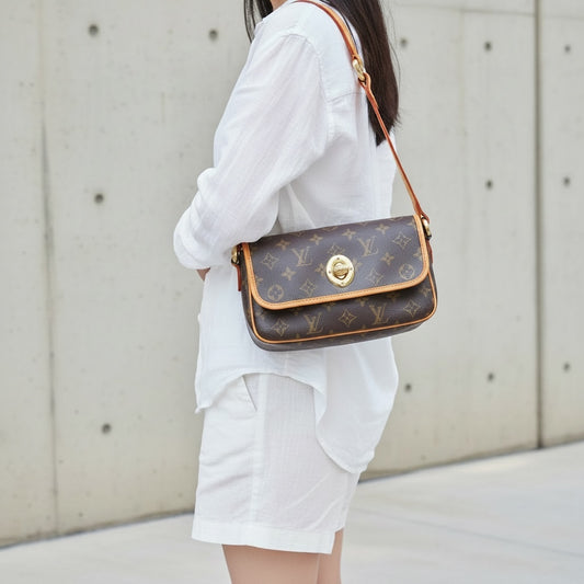 Include Entrupy Certificate of Authenticity｜Good ( Rank AB)｜Louis Vuitton Monogram Canvas Milla Shoulder Bag｜S26062202