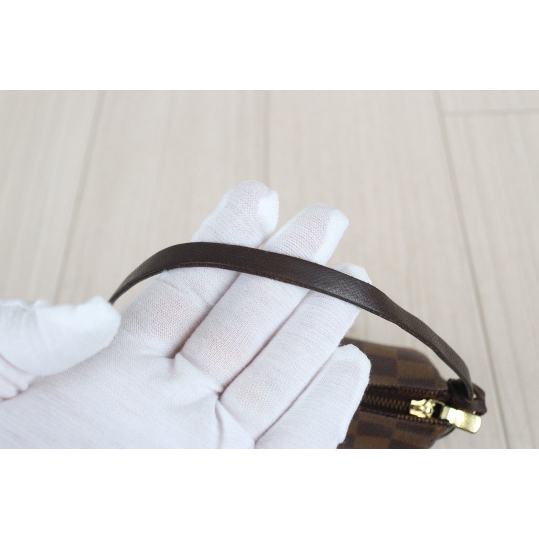 Rank AB ｜ LV Damier Truth Make Up ｜V23092814