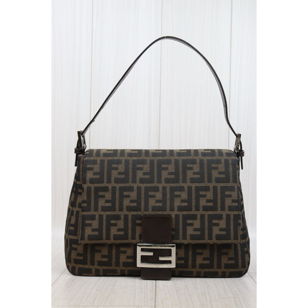 Very Good ( Rank A)｜ FENDI Zucca Mamma Baguette Shoulder Bag｜S25061005