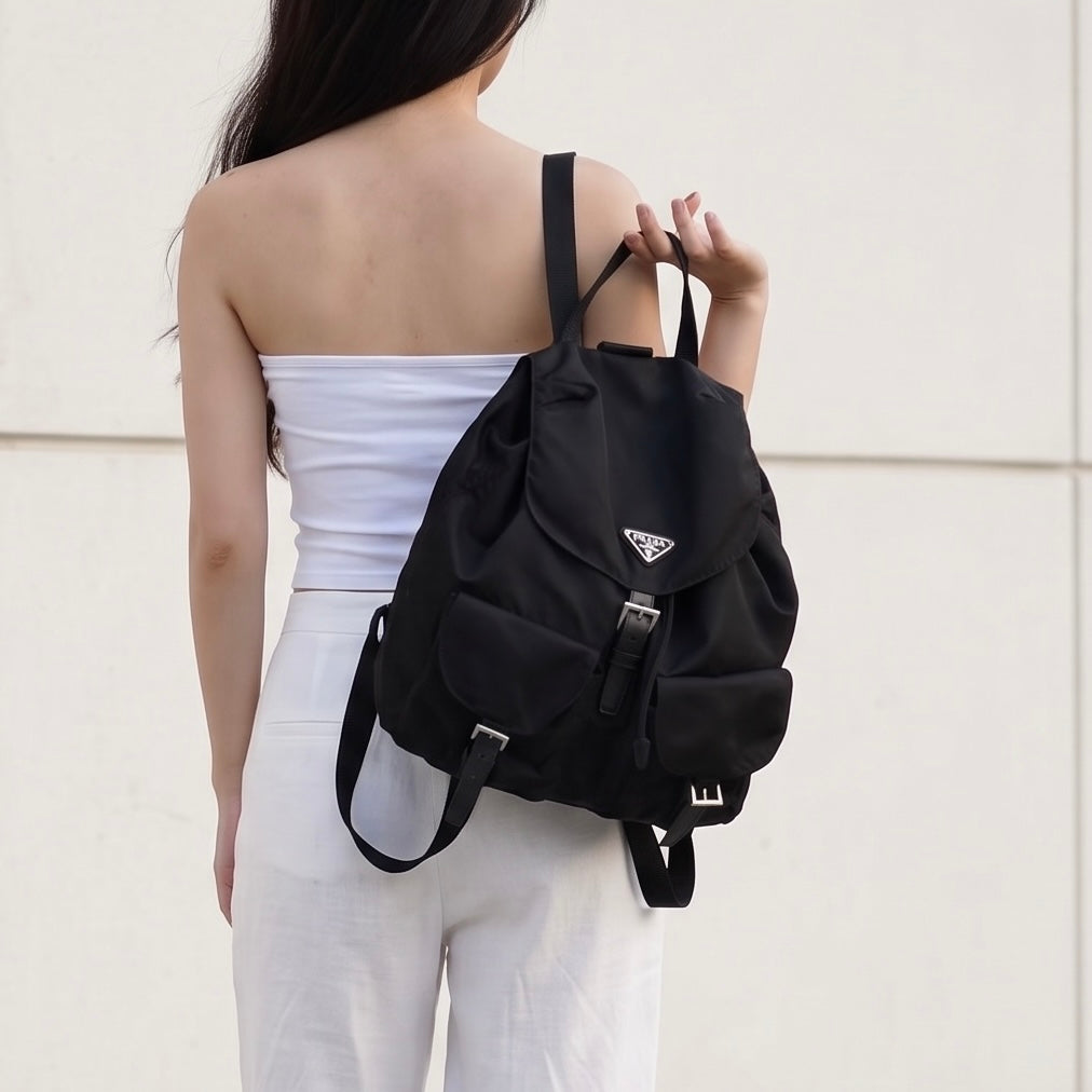 Include Entrupy Certificate of Authenticity｜Very Good ( Rank A) ｜Prada  Nylon Black Backpack Medium ｜26091405