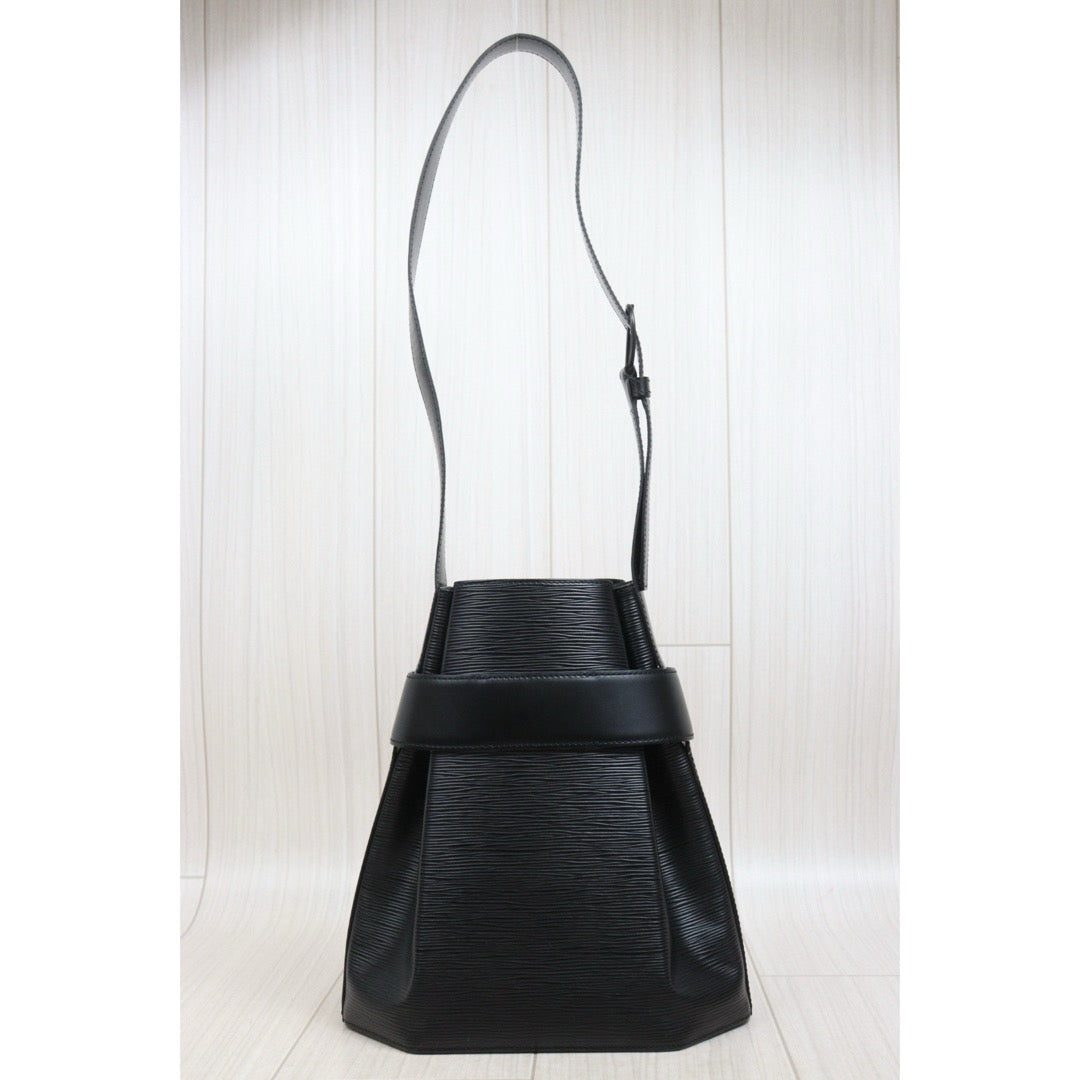 Include Entrupy Certificate of Authenticity｜Very Good ( Rank A)｜ Louis Vuitton Epi Sack de Paul Shoulder Bag Black｜26051802
