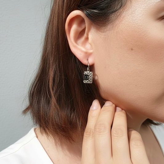 Include Authentic Detective Certificate of Authenticity｜Very Good ( Rank A) ｜CHANEL 05C COCO Mark Cambon Bag  Earrings Made In 2005Year｜Y26040608