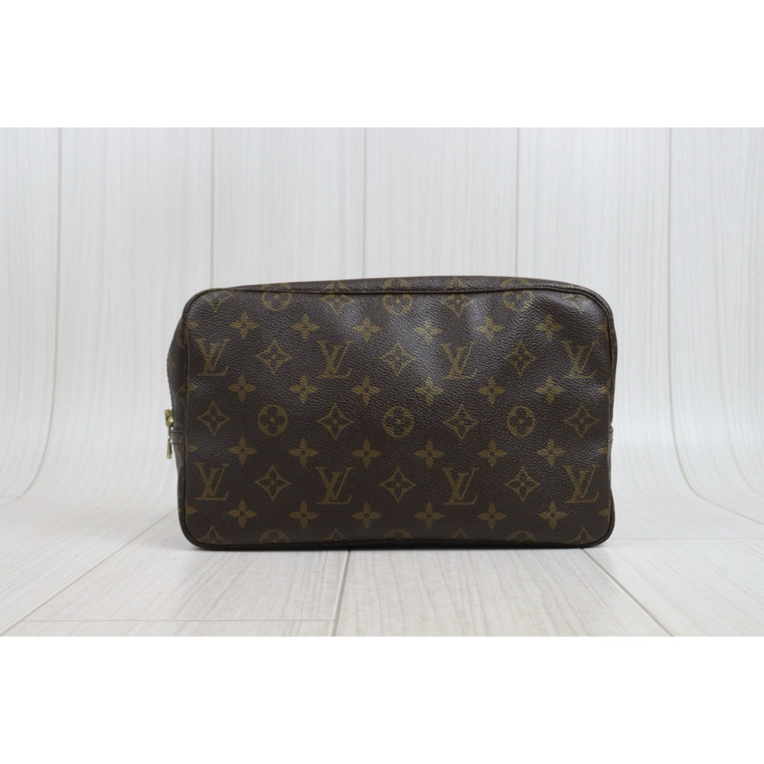 Include Entrupy Certificate of Authenticity｜Good ( Rank AB)｜ Louis Vuitton Truth Toilet 28 Monogram Makeup Pouch｜26072101