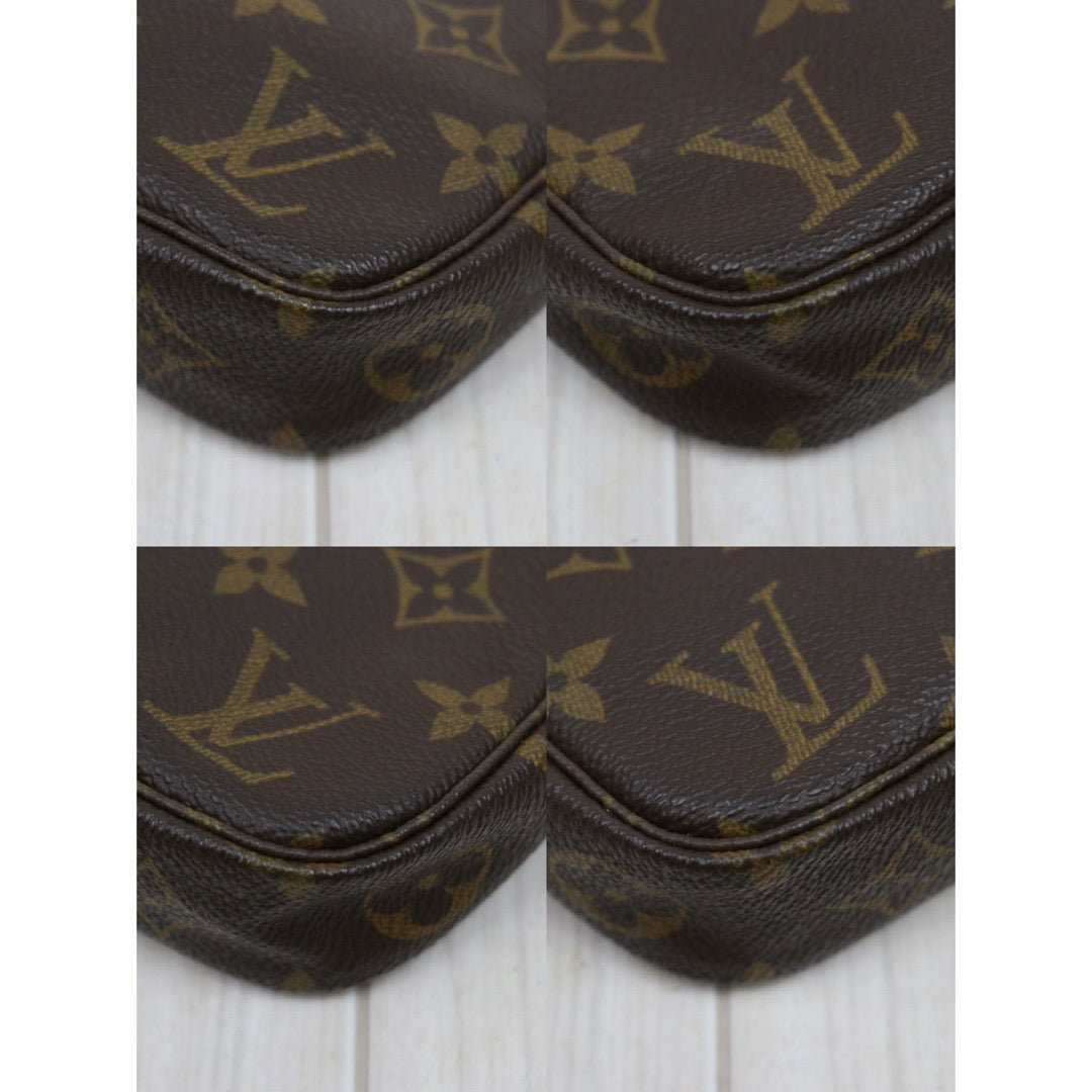Very Good ( Rank A)｜LV Monogram Pochette Accessoires ｜26021902