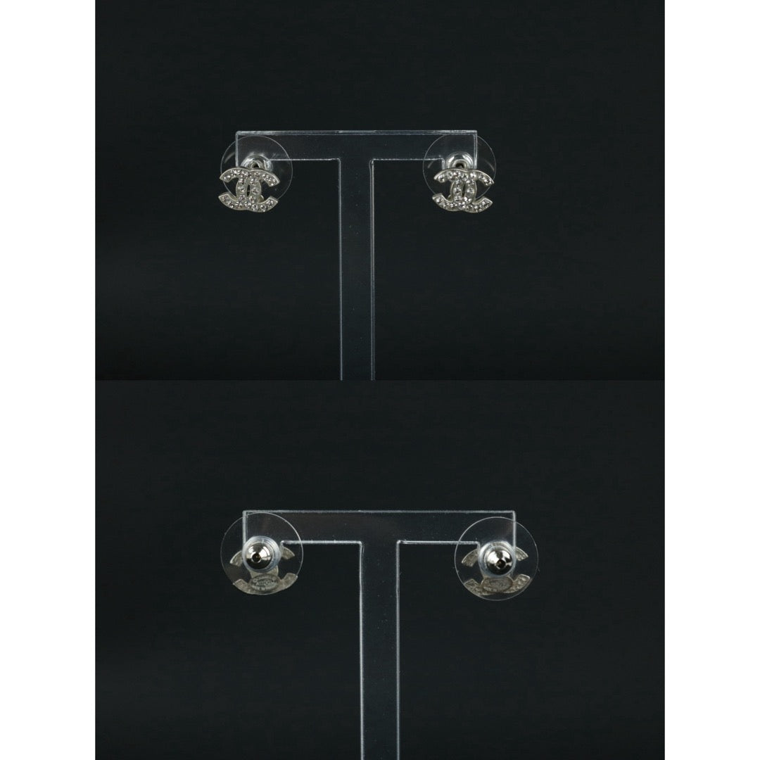 Include Authentic Detective Certificate of Authenticity｜Very Good ( Rank A)｜ CHANEL A12V COCO Mark Rhinestone Earrings Made In 2012Year｜S26050717
