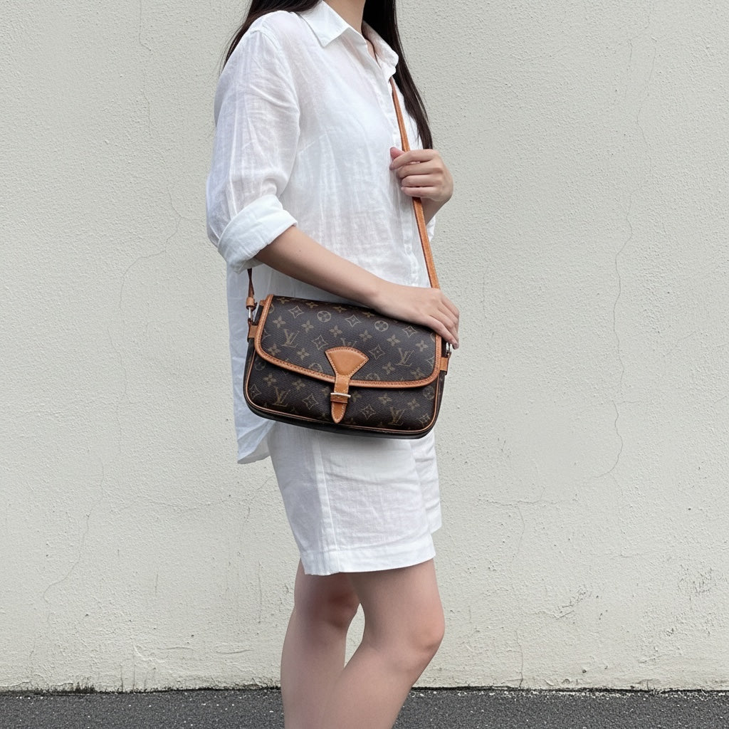 Include Entrupy Certificate of Authenticity｜Good ( Rank AB)｜Louis Vuitton Monogram Baguette Postman ShoulderBag ｜26071601