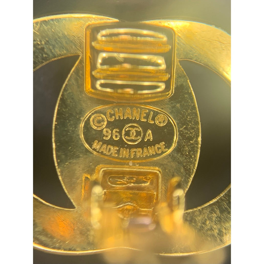 Include Authentic Detective Certificate of Authenticity｜Very Good ( Rank A) ｜CHANEL 96A Vintage Rhinestone Earrings Made In 1996 Year ｜26041311