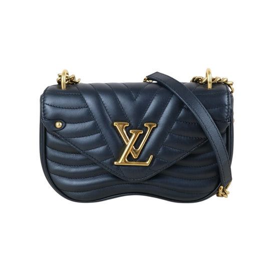 Include Entrupy Certificate of Authenticity｜Good ( Rank AB)｜ Louis Vuitton Calf Leather  New Wave Chain Shoulder Bag  Black｜Z26091613
