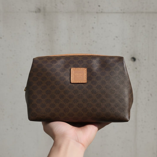 Include Entrupy Certificate of Authenticity｜Good ( Rank AB)｜ CELINE Macadam Pouch ｜26052604