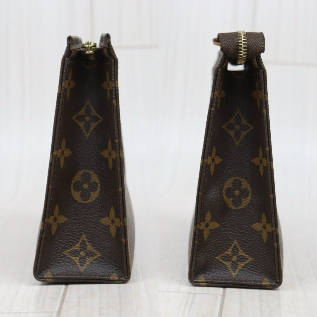 Good ( Rank AB)｜ LV Monogram Pochette Toilette 19｜V25091608