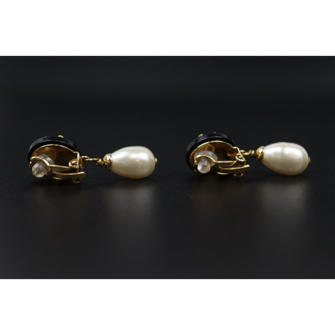 Very Good ( Rank A) ｜CHANEL  COCO Mark  Pearl  Drop  Earrings Made In 1995Year｜25080710