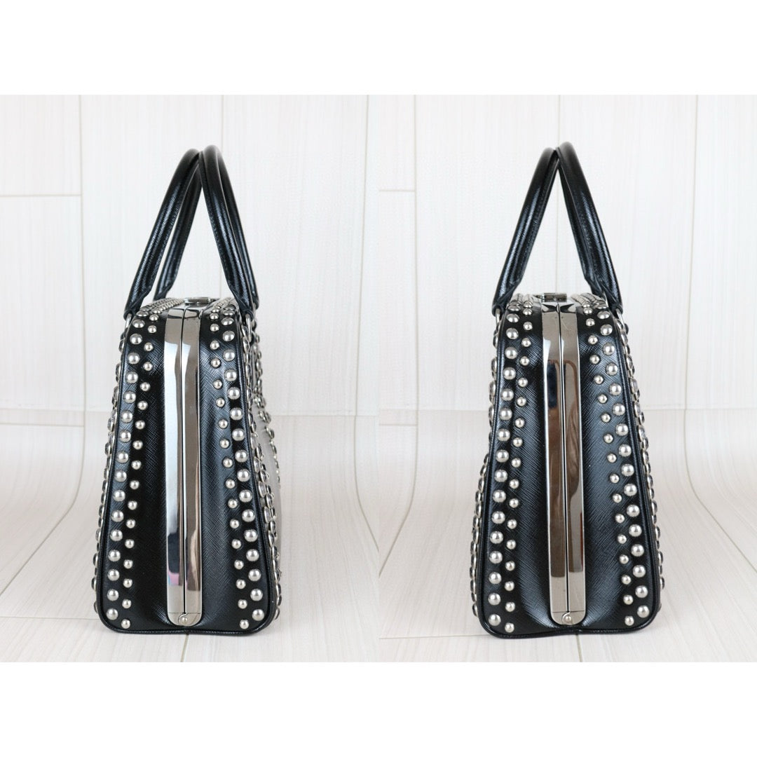 Good ( Rank AB)｜Prada Saffiano Lux Leather Rhinestone HandBag Black｜X25040304