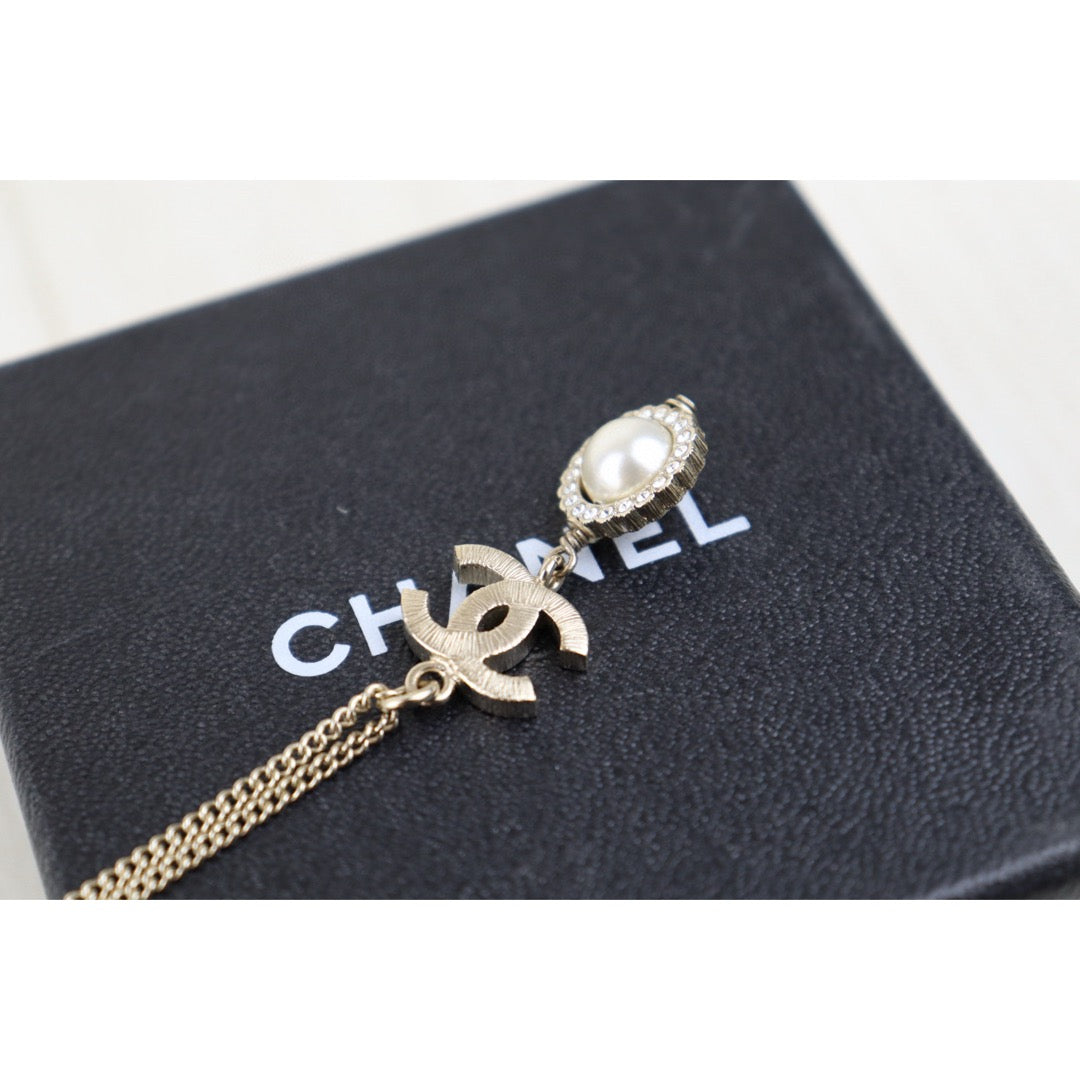 Very Good ( Rank A)｜ CHANEL Coco Mark Chain Pearl Rhinestone Chocker Necklace｜H25011309