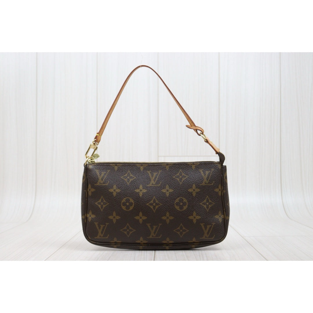Include Entrupy Certificate of Authenticity｜Good ( Rank AB)｜Louis Vuitton Monogram Pochette Accessoires ｜26040806