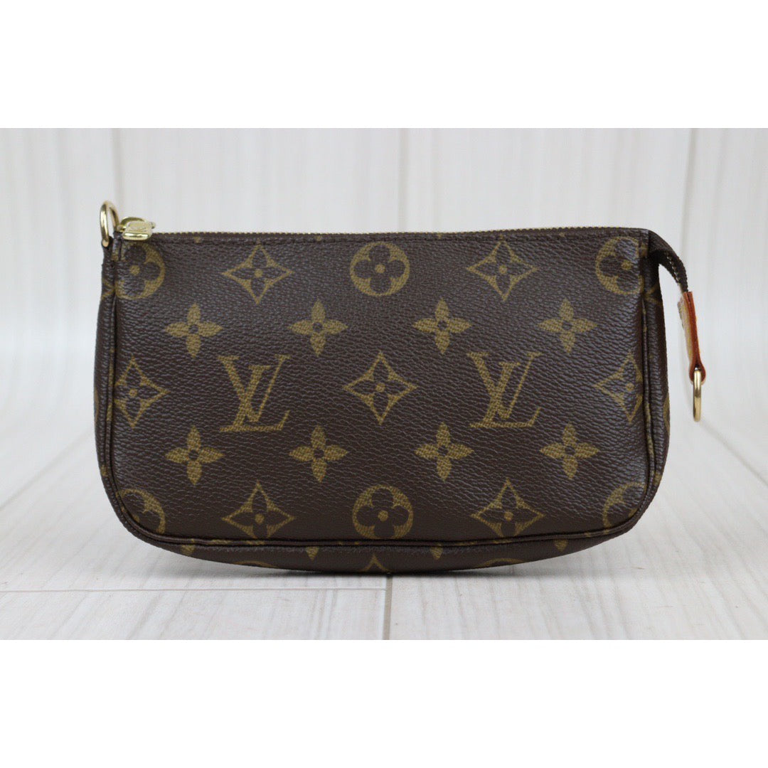 Rank A ｜ LV Monogram Pochette Accessoires ｜24012512