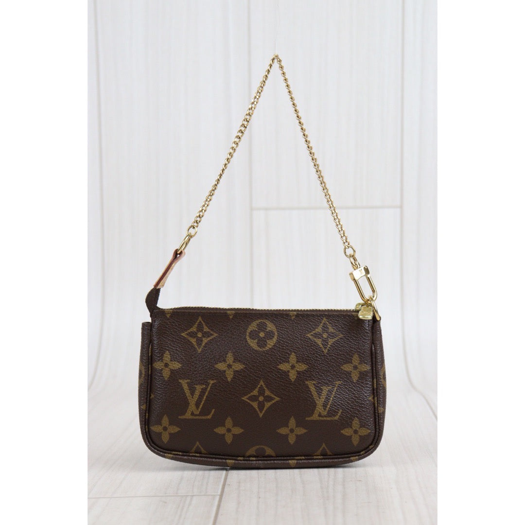 Rank A ｜ LV Monogram Mini Pochette Accessoir ｜23112113